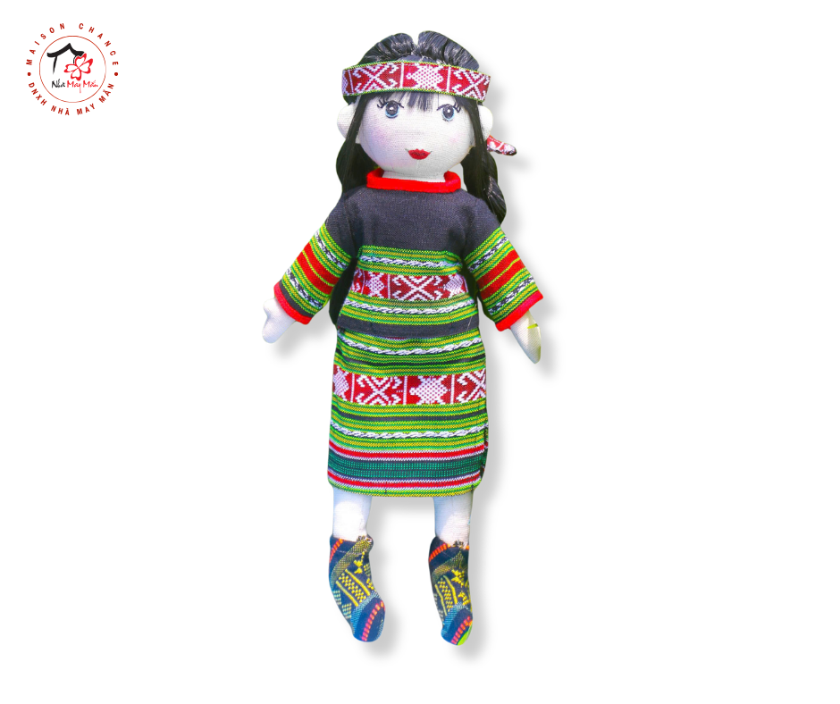 Búp bê dân tộc Ê-đê