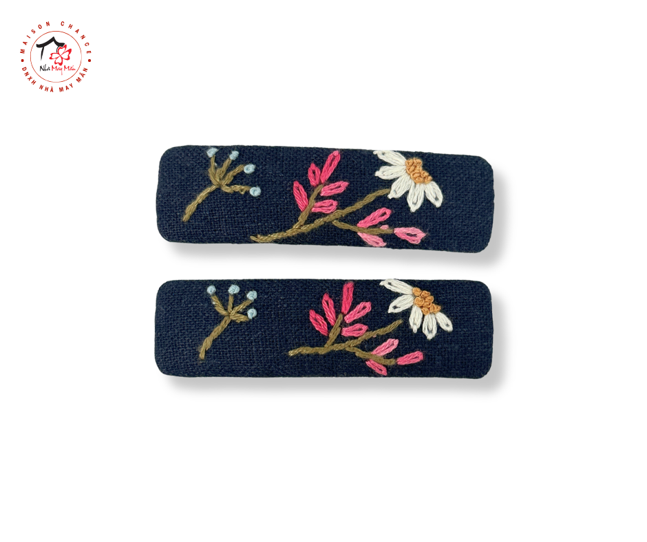 Kẹp tóc thêu tay 32